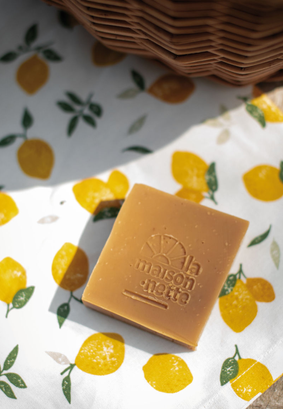 Savon corps et visage hydratant et bio - "La Citronneraie"